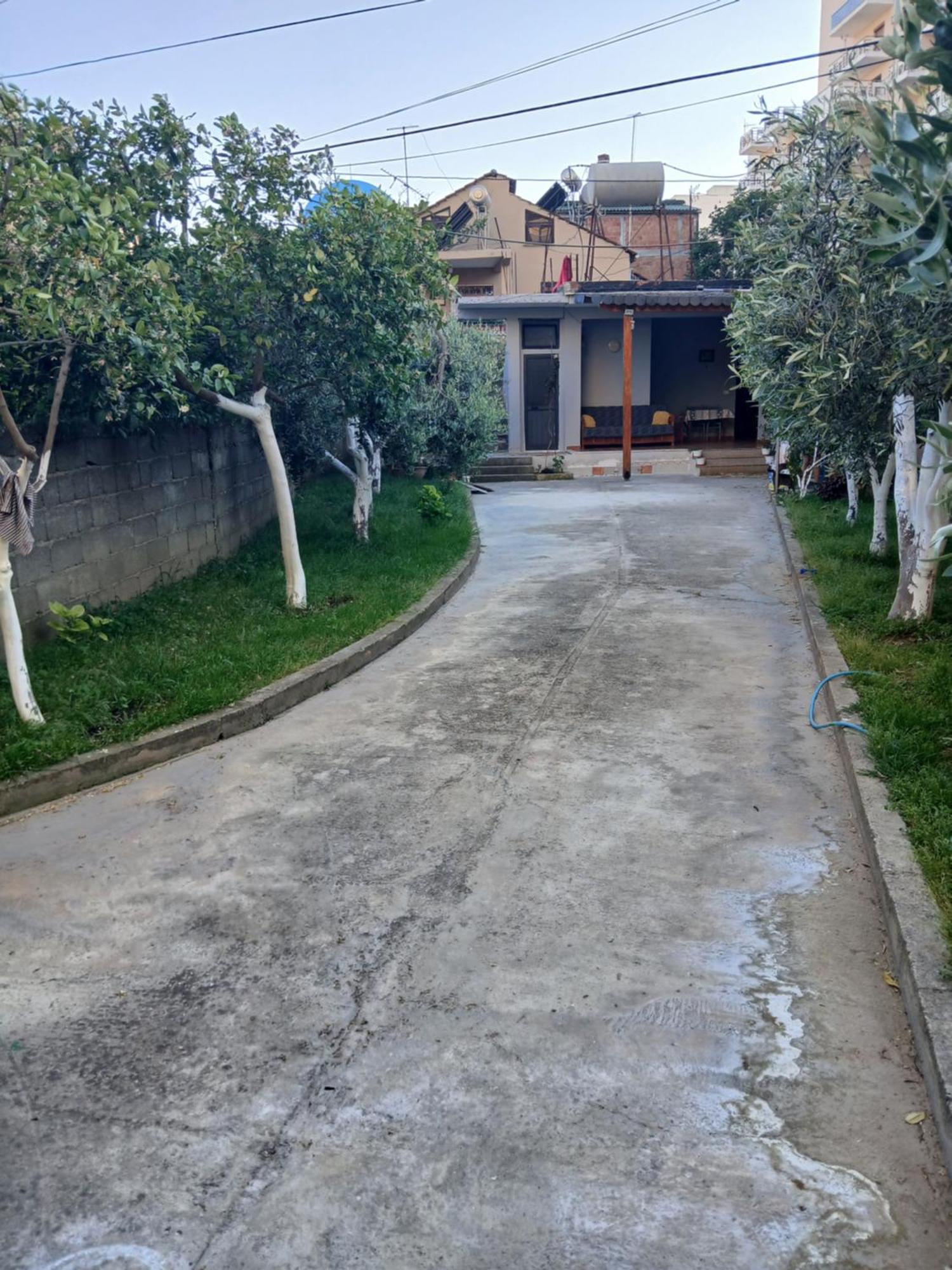 Arta Guest house Durres