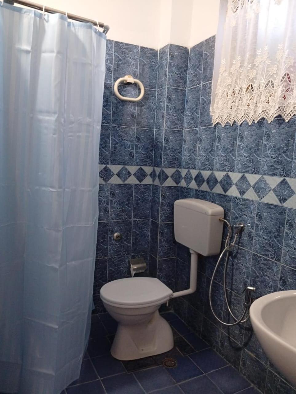 Arta Guest house